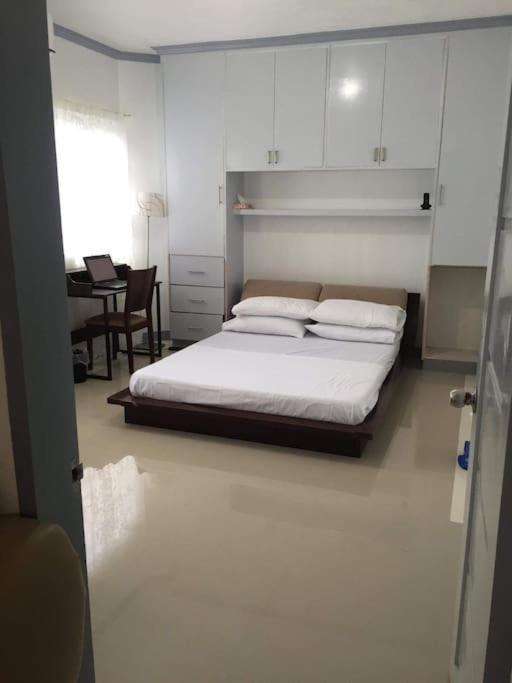 Вилла A Unique And Cozy Wholehouse In Babak Samal Island Экстерьер фото